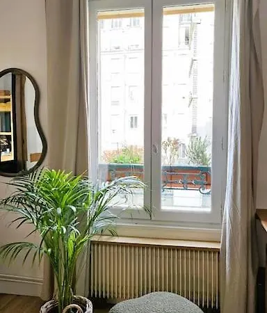 Quartier Latin, Au Calme Et Beaucoup De Charme